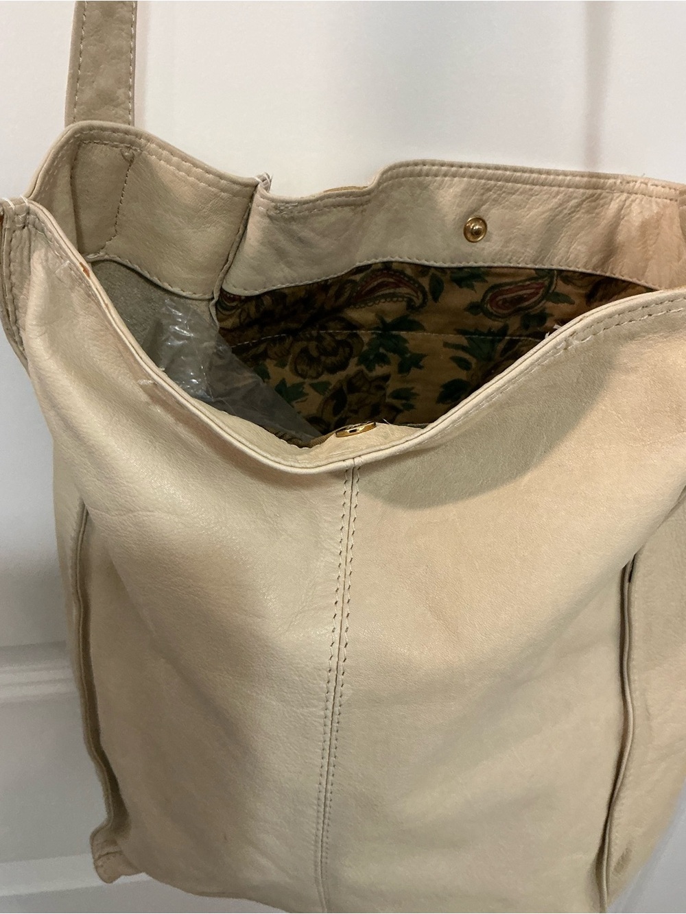Leather tote bag